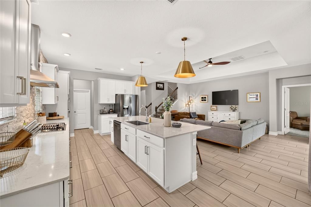 For Sale: $625,000 (5 beds, 4 baths, 3283 Square Feet)