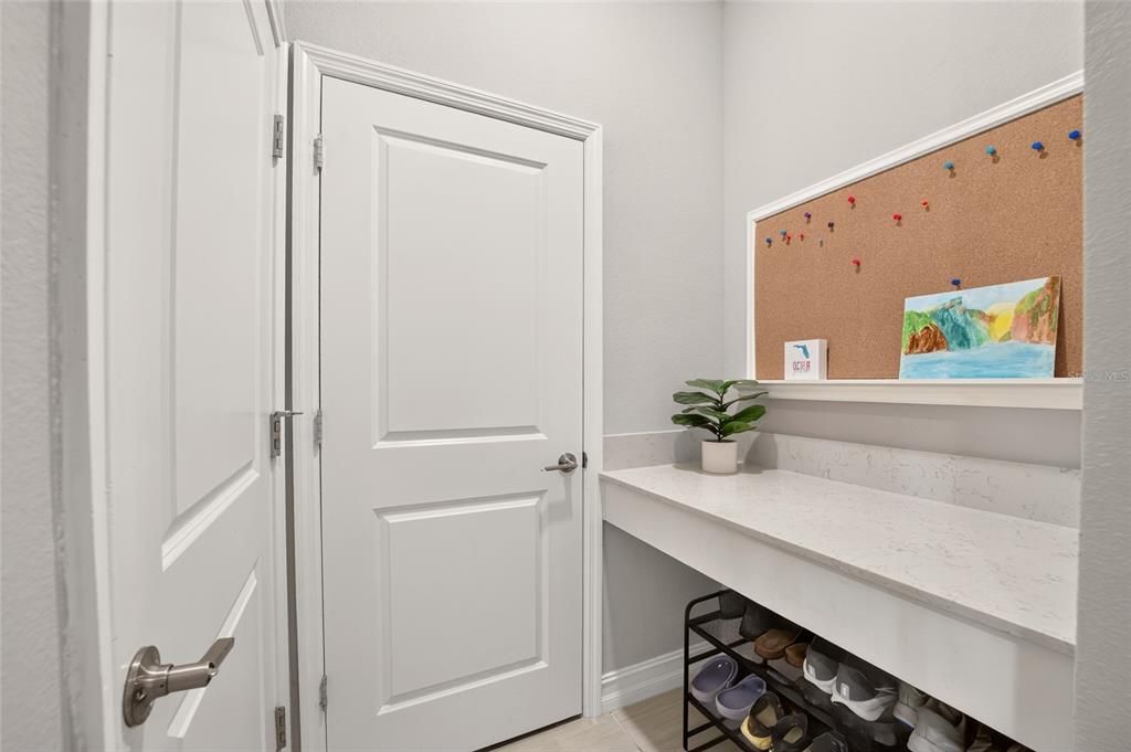 For Sale: $625,000 (5 beds, 4 baths, 3283 Square Feet)