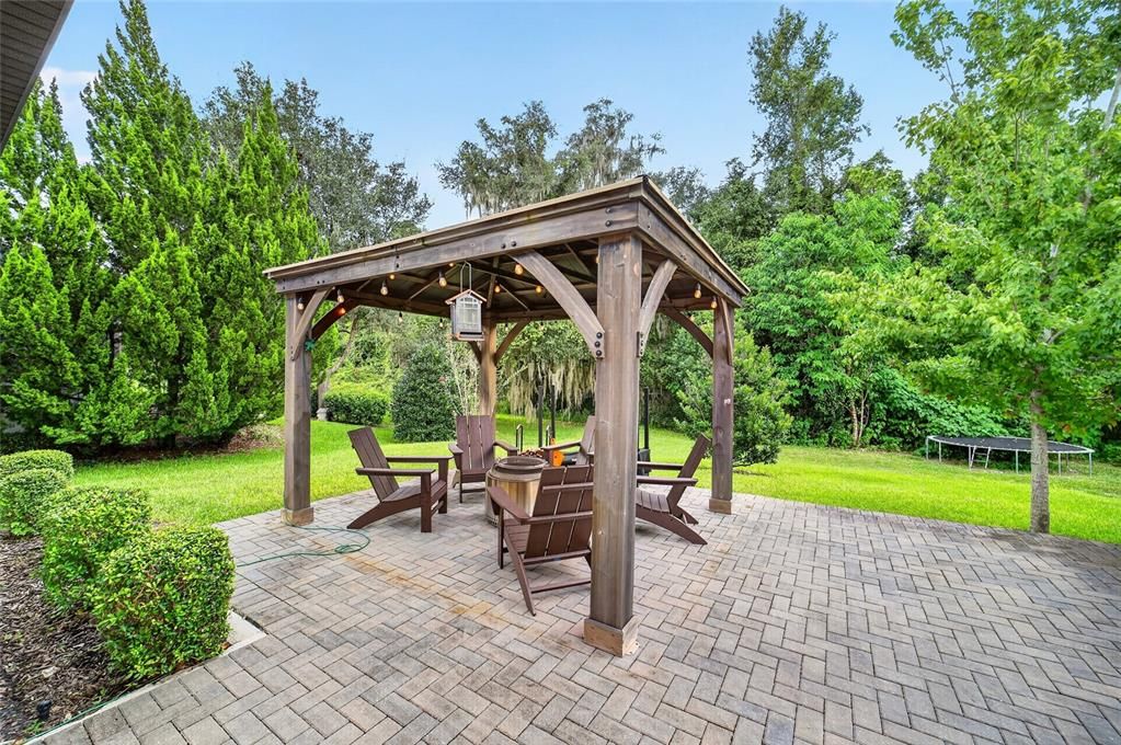 For Sale: $625,000 (5 beds, 4 baths, 3283 Square Feet)