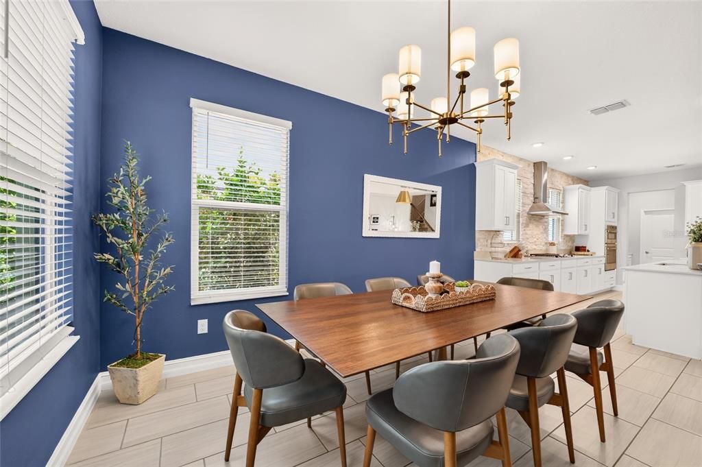 For Sale: $625,000 (5 beds, 4 baths, 3283 Square Feet)