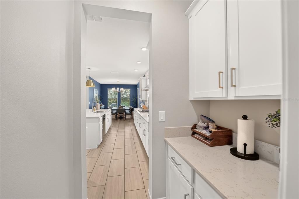 For Sale: $625,000 (5 beds, 4 baths, 3283 Square Feet)