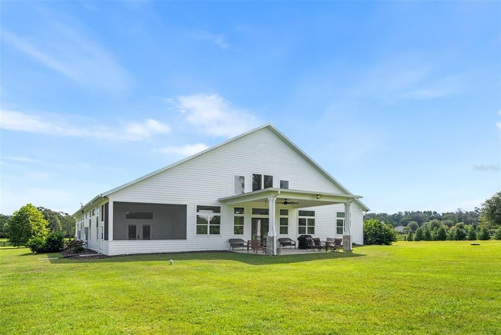 For Sale: $1,325,000 (5 beds, 3 baths, 4742 Square Feet)