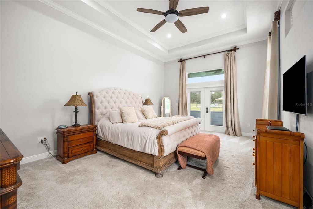 For Sale: $1,325,000 (5 beds, 3 baths, 4742 Square Feet)