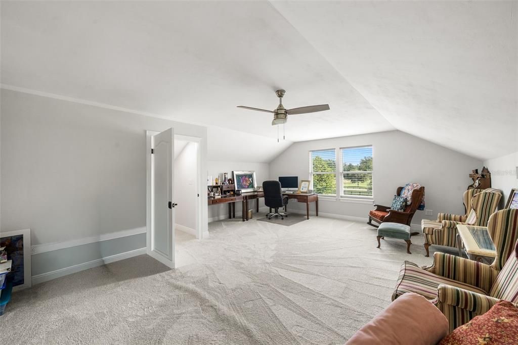 For Sale: $1,325,000 (5 beds, 3 baths, 4742 Square Feet)