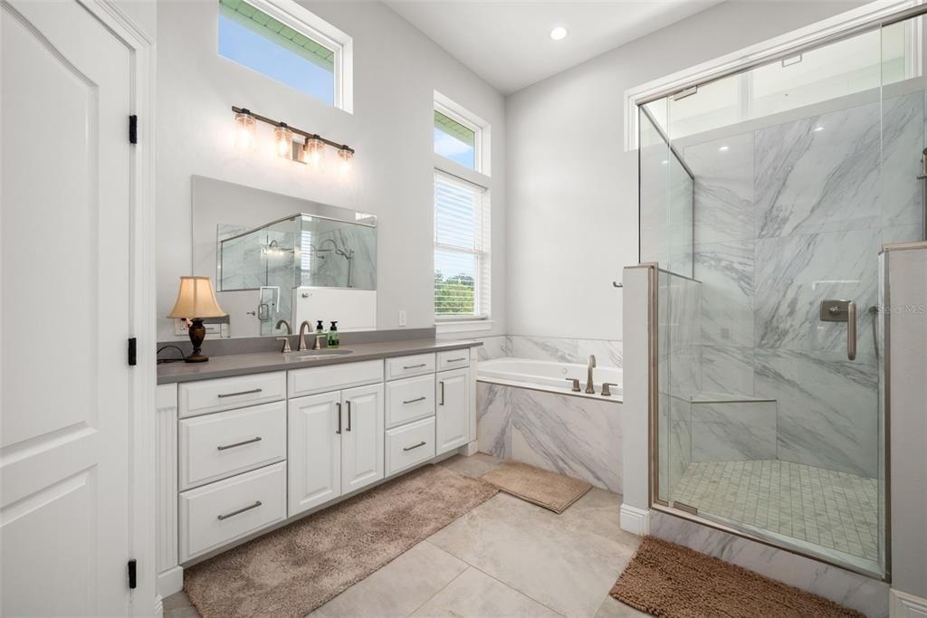For Sale: $1,325,000 (5 beds, 3 baths, 4742 Square Feet)