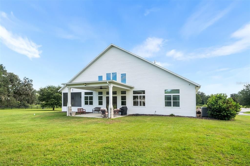 For Sale: $1,325,000 (5 beds, 3 baths, 4742 Square Feet)