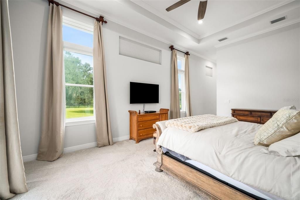 For Sale: $1,325,000 (5 beds, 3 baths, 4742 Square Feet)