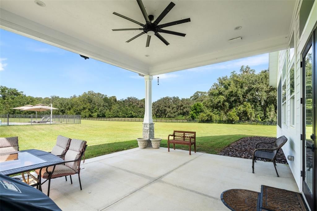 For Sale: $1,325,000 (5 beds, 3 baths, 4742 Square Feet)