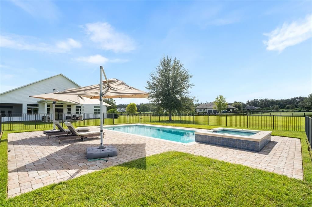For Sale: $1,325,000 (5 beds, 3 baths, 4742 Square Feet)