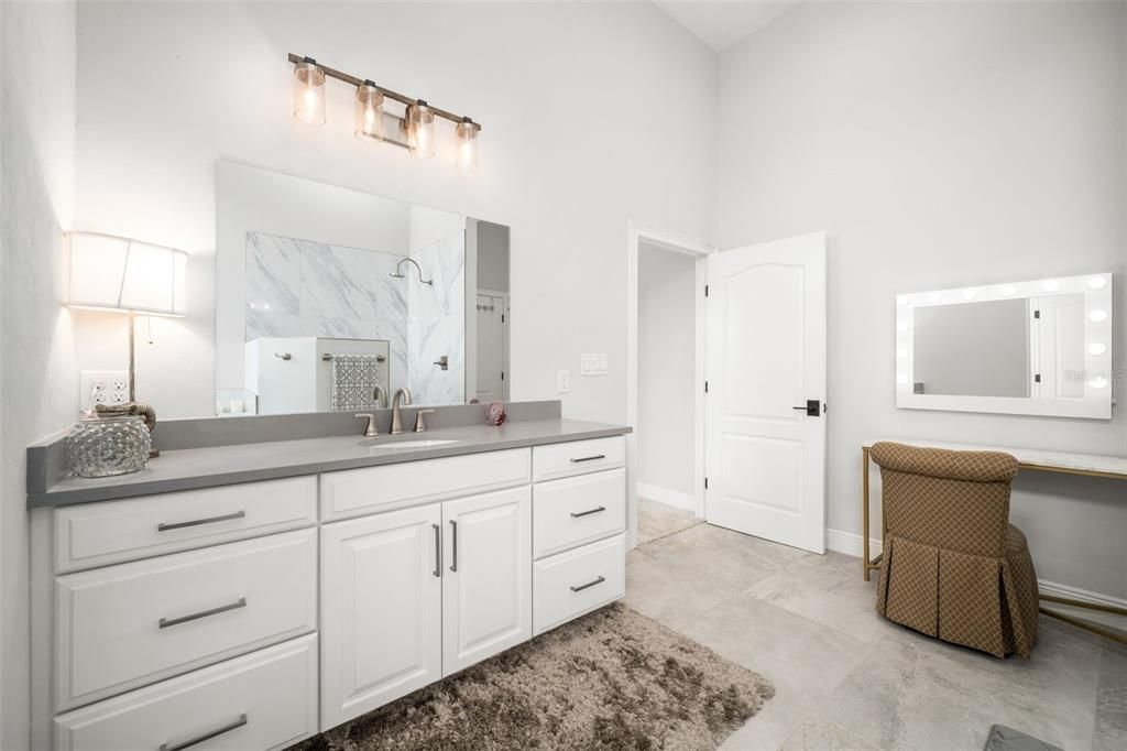 For Sale: $1,325,000 (5 beds, 3 baths, 4742 Square Feet)