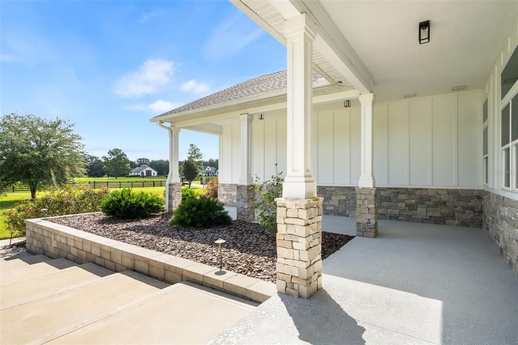 For Sale: $1,325,000 (5 beds, 3 baths, 4742 Square Feet)