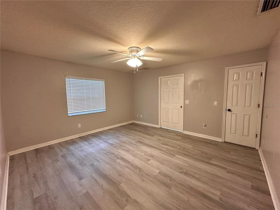 En Venta: $280,000 (3 camas, 2 baños, 1519 Pies cuadrados)