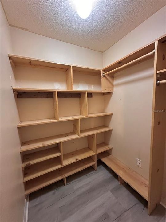 En Venta: $280,000 (3 camas, 2 baños, 1519 Pies cuadrados)