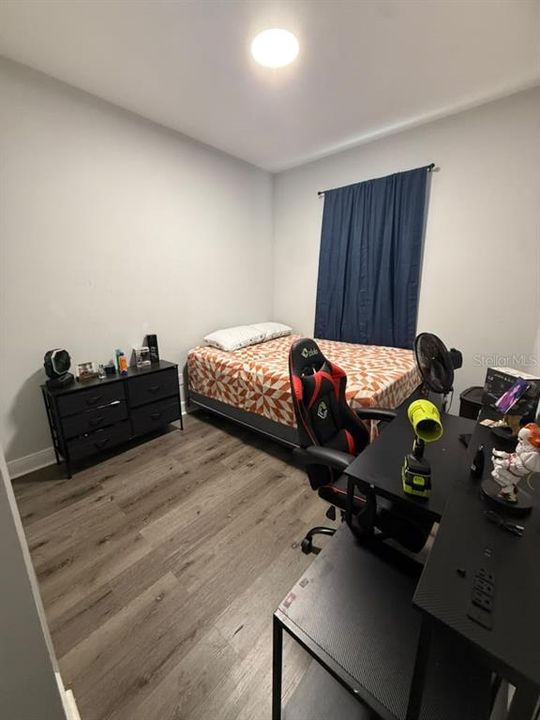 For Rent: $1,900 (4 beds, 2 baths, 1636 Square Feet)