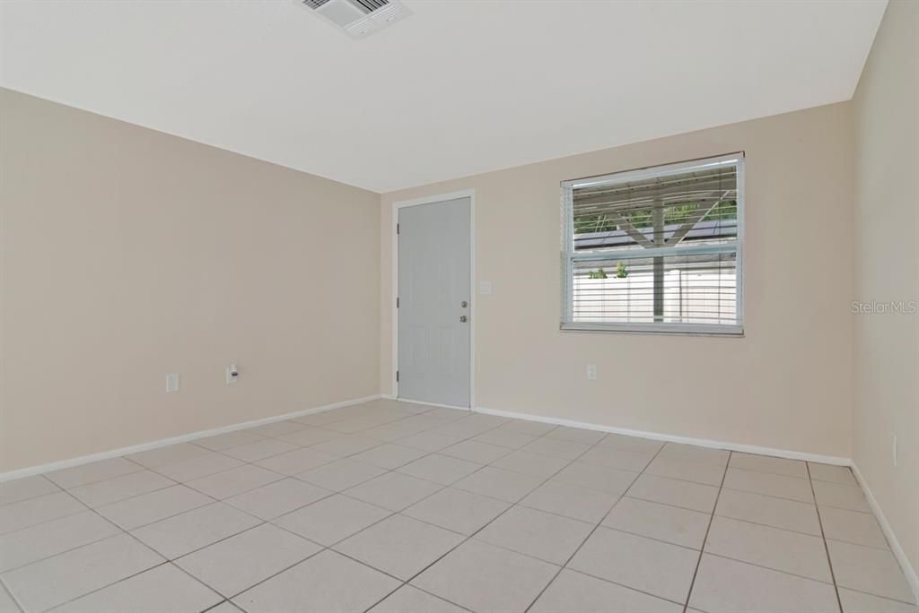 For Sale: $310,000 (4 beds, 0 baths, 1484 Square Feet)