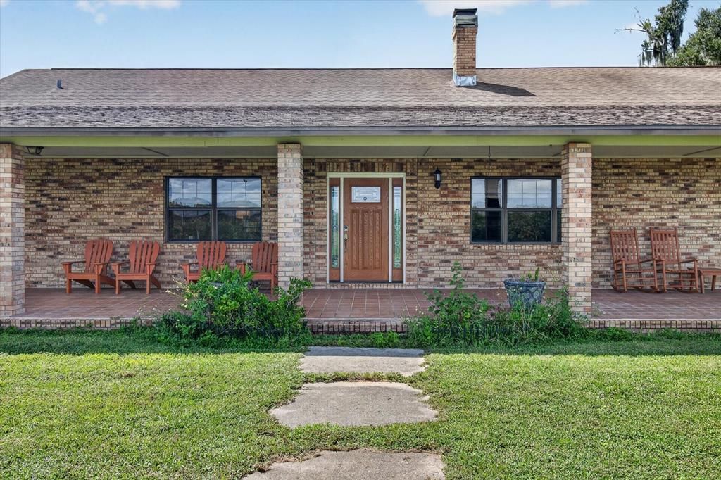 For Sale: $6,000,000 (3 beds, 2 baths, 2520 Square Feet)
