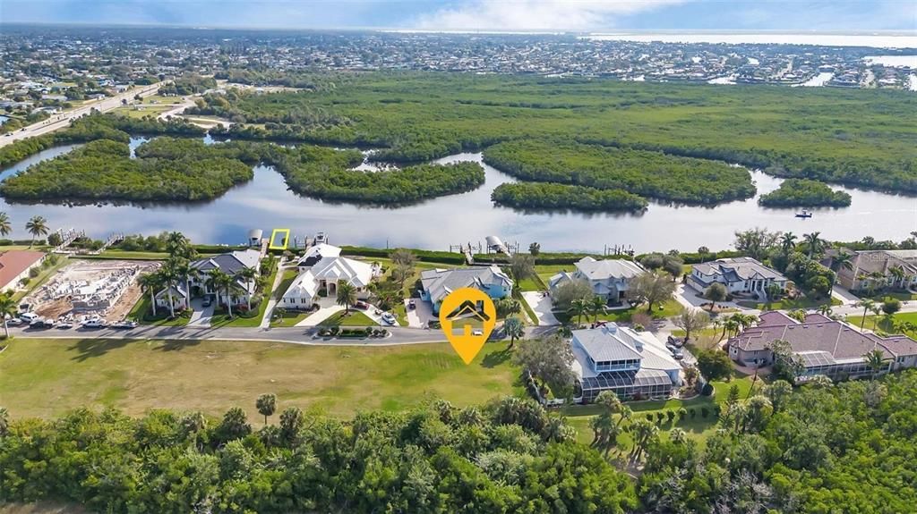 На продажу: $175,000 (0.46 acres)