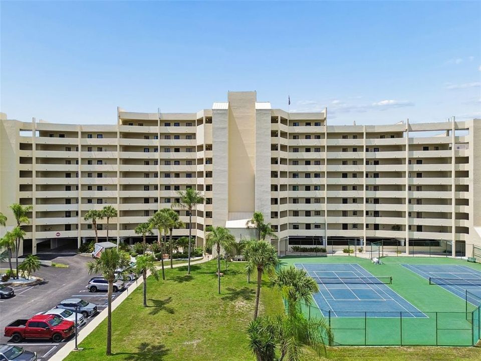 На продажу: $249,900 (1 спален, 1 ванн, 733 Квадратных фут)