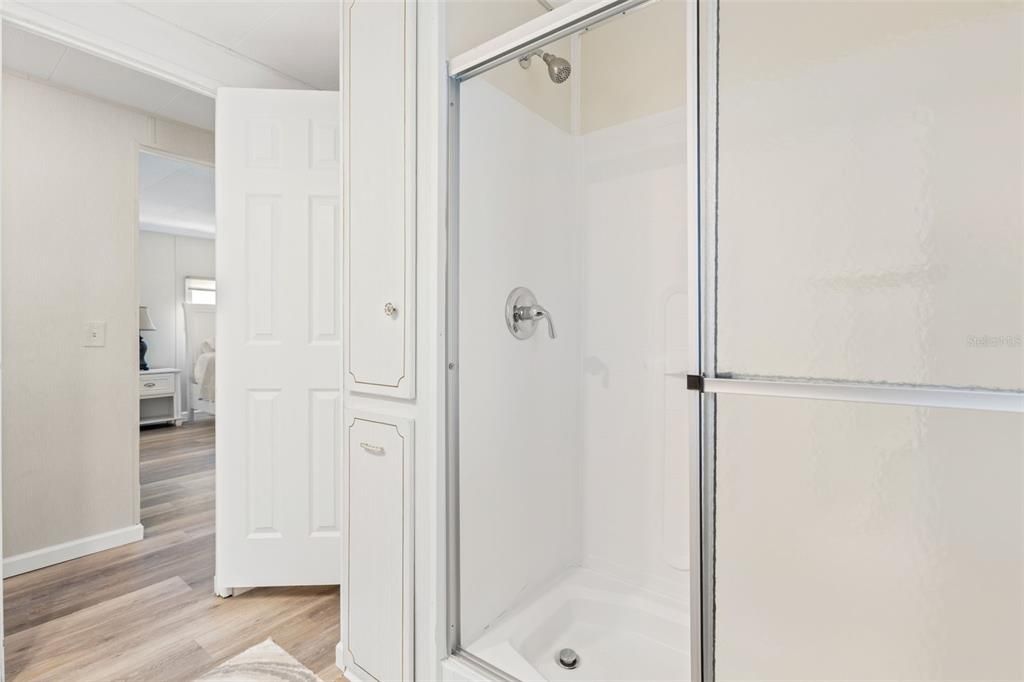 For Sale: $137,000 (2 beds, 2 baths, 1128 Square Feet)