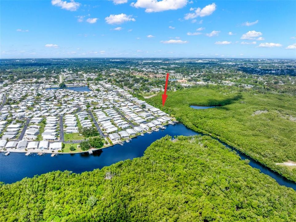 For Sale: $137,000 (2 beds, 2 baths, 1128 Square Feet)
