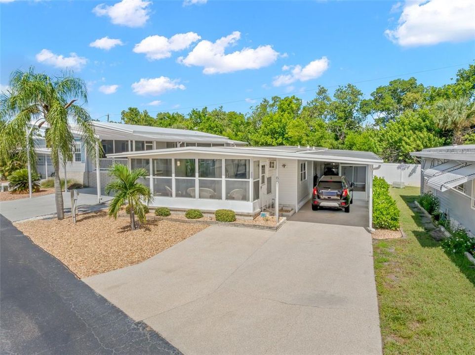 For Sale: $137,000 (2 beds, 2 baths, 1128 Square Feet)