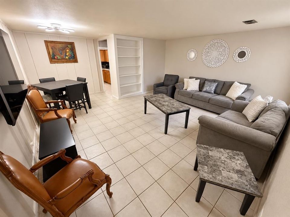 For Sale: $360,000 (4 beds, 0 baths, 1984 Square Feet)