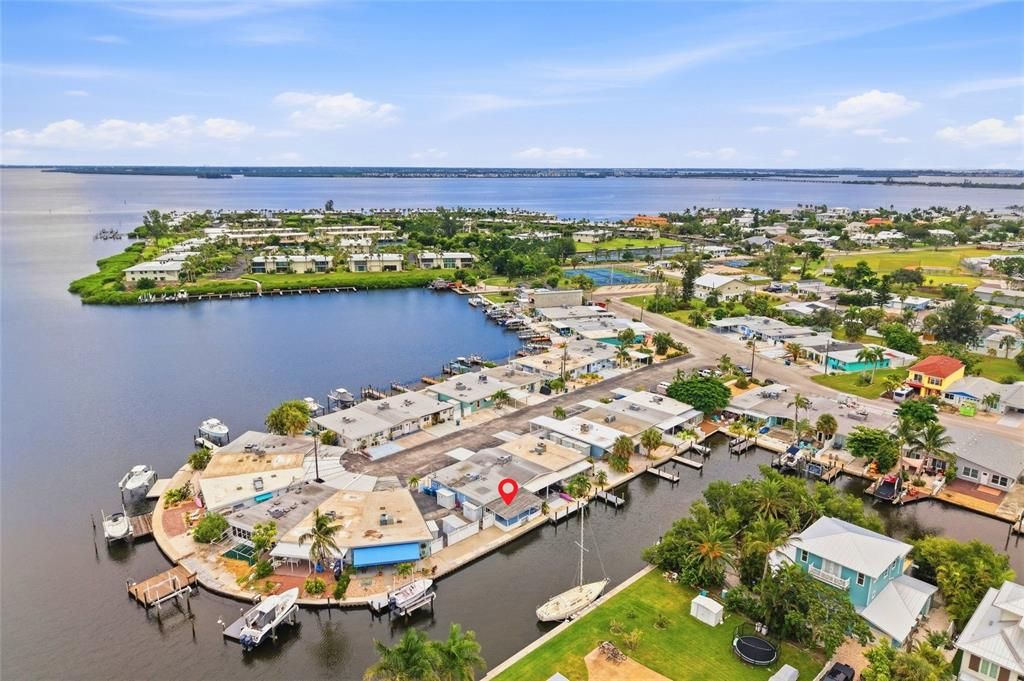 En Venta: $679,900 (2 camas, 2 baños, 1050 Pies cuadrados)