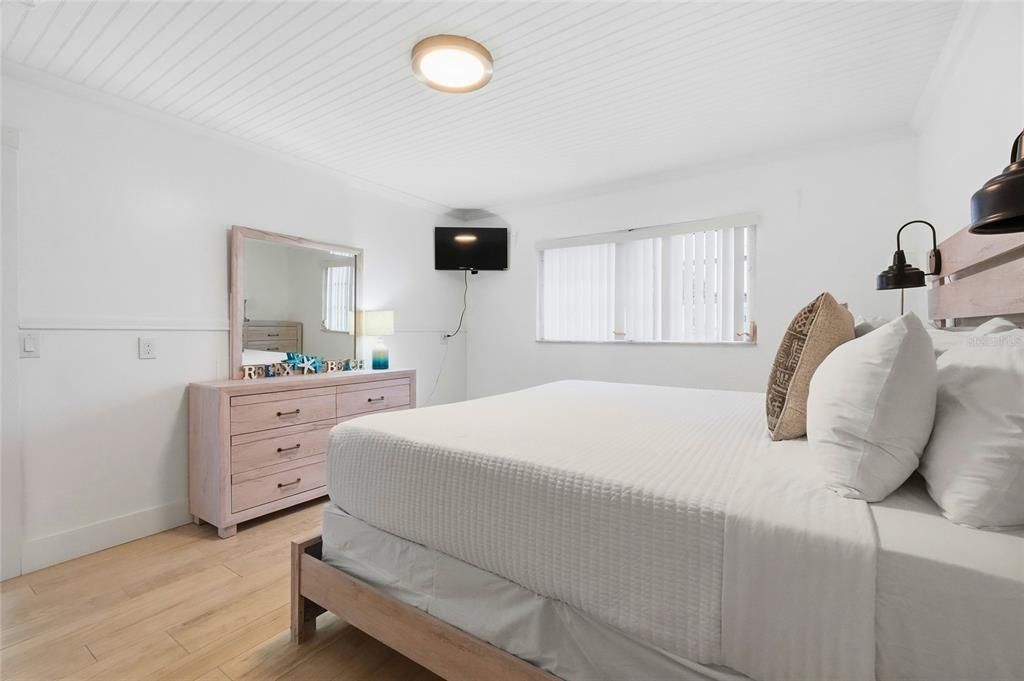 En Venta: $679,900 (2 camas, 2 baños, 1050 Pies cuadrados)