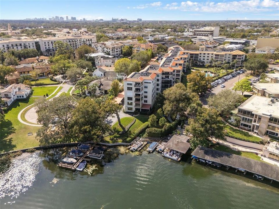 For Sale: $850,000 (3 beds, 2 baths, 1639 Square Feet)