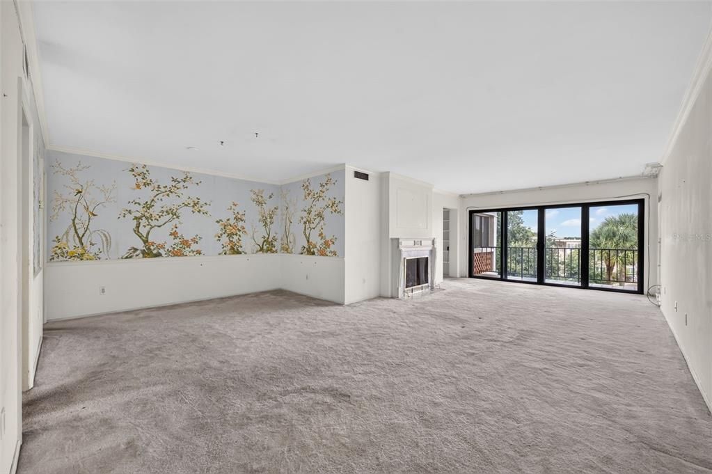 For Sale: $850,000 (3 beds, 2 baths, 1639 Square Feet)