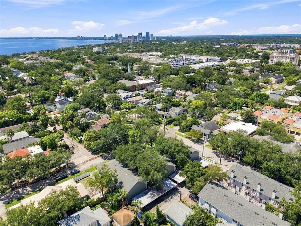 En Venta: $475,000 (2 camas, 2 baños, 1014 Pies cuadrados)