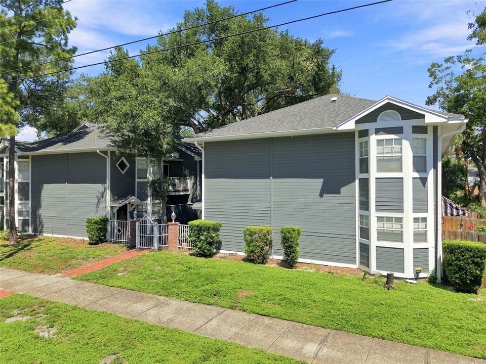 En Venta: $475,000 (2 camas, 2 baños, 1014 Pies cuadrados)