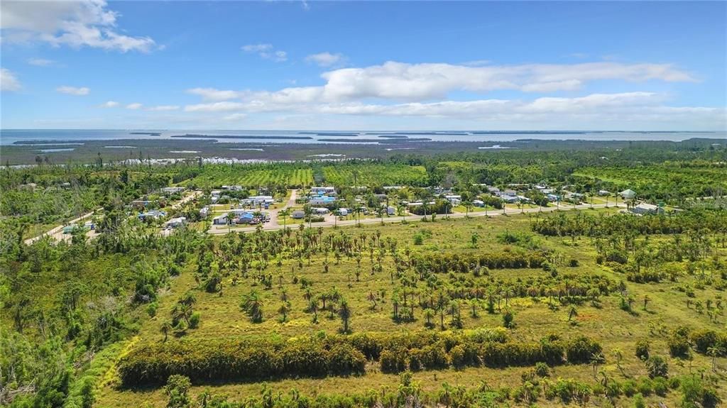 На продажу: $220,000 (0.25 acres)