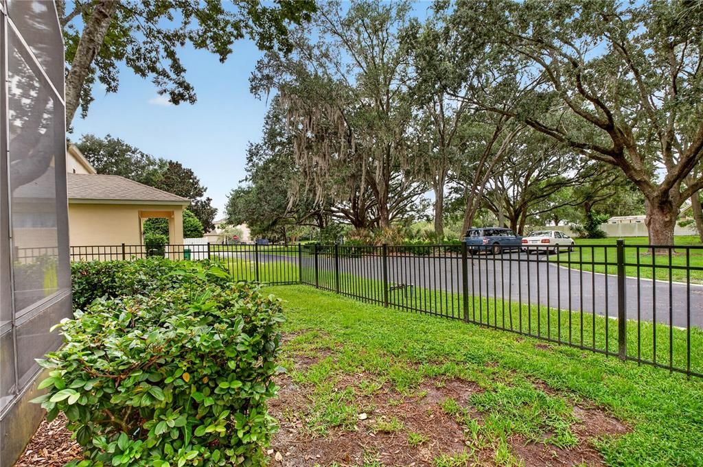 For Sale: $680,000 (4 beds, 3 baths, 2560 Square Feet)