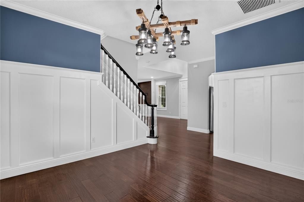 For Sale: $680,000 (4 beds, 3 baths, 2560 Square Feet)