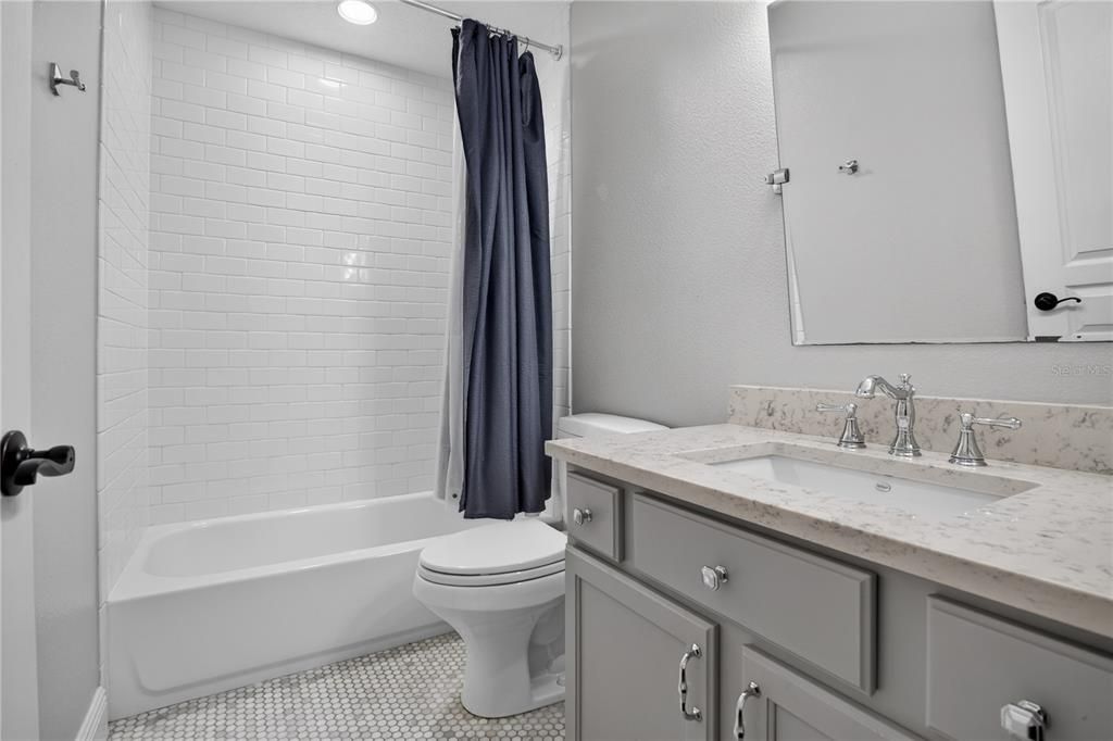 For Sale: $680,000 (4 beds, 3 baths, 2560 Square Feet)