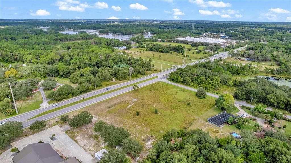 En Venta: $995,000 (2.36 acres)
