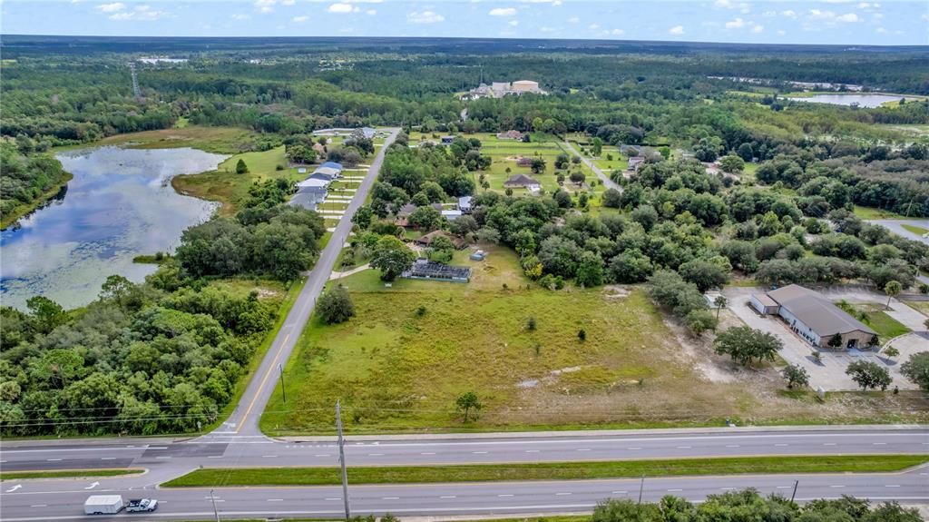 En Venta: $995,000 (2.36 acres)