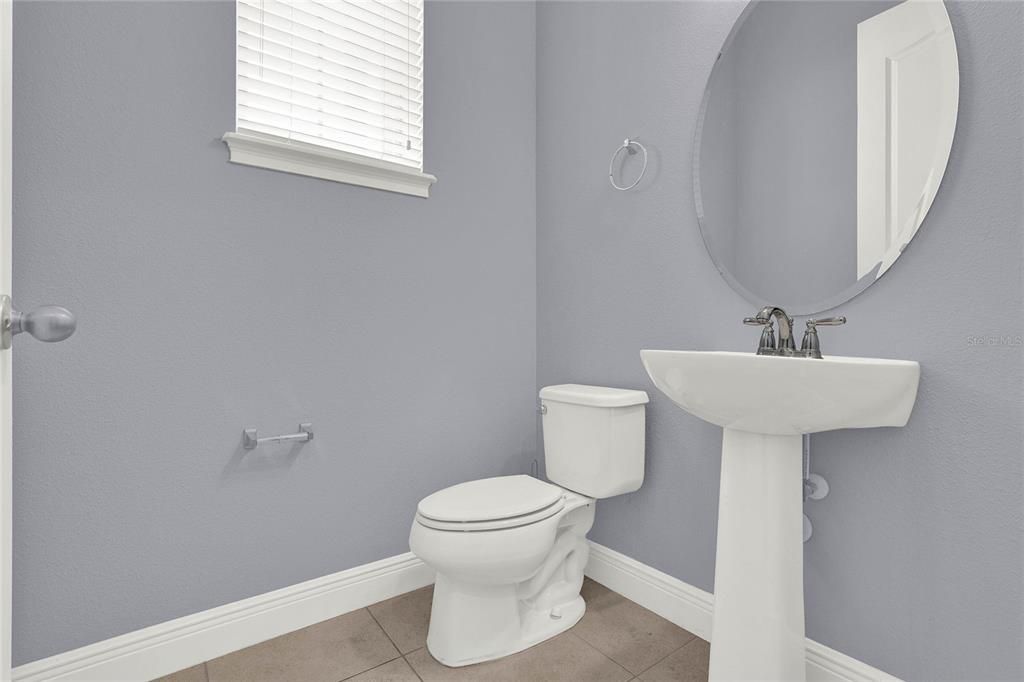 For Sale: $474,900 (3 beds, 2 baths, 1906 Square Feet)