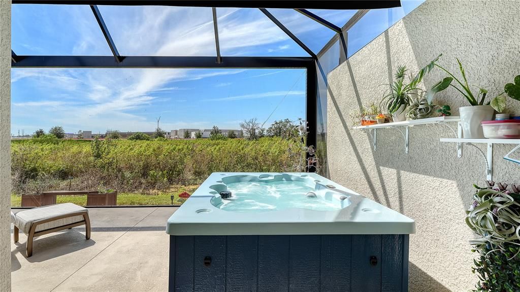 For Sale: $399,900 (2 beds, 2 baths, 1557 Square Feet)