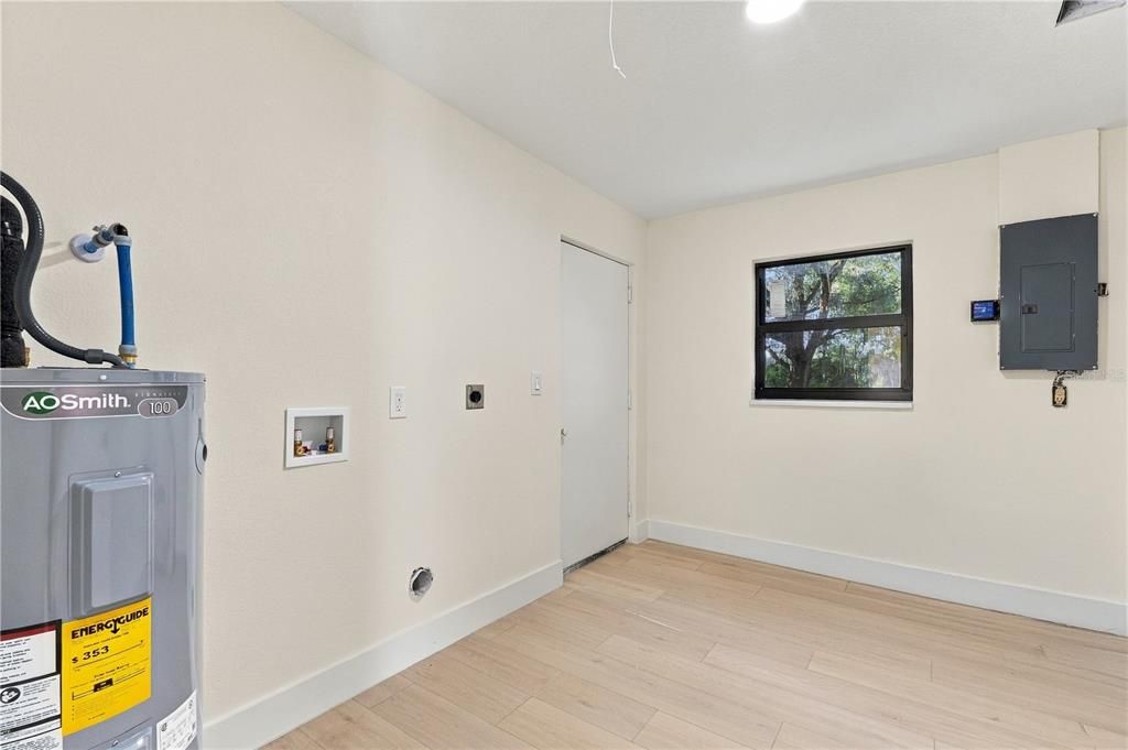 For Sale: $245,000 (3 beds, 2 baths, 1312 Square Feet)
