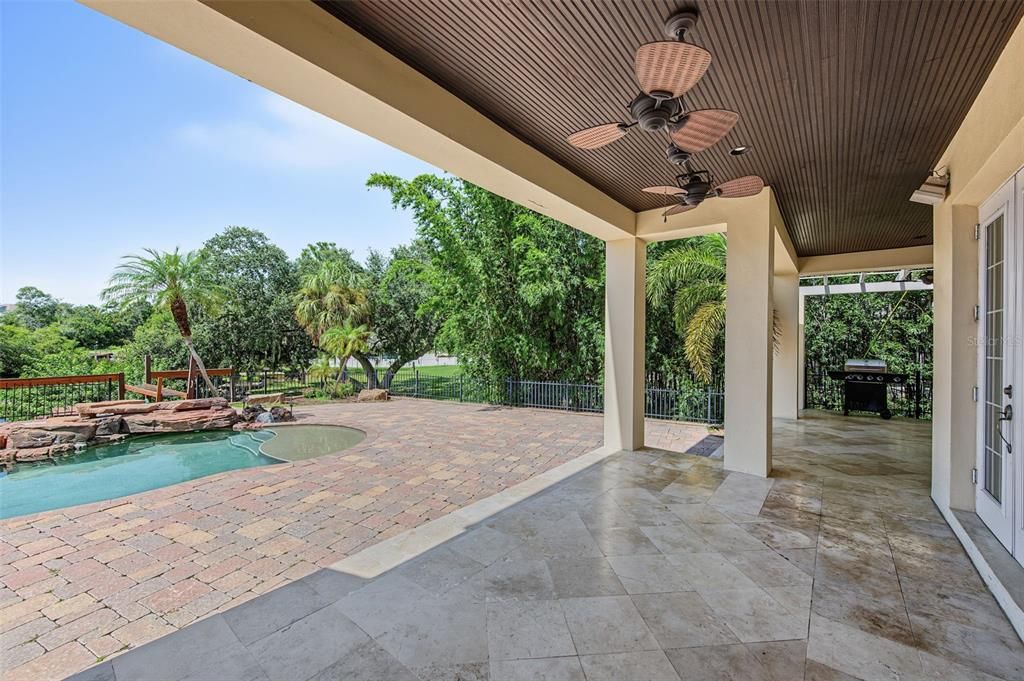 En Venta: $1,299,999 (4 camas, 4 baños, 4204 Pies cuadrados)