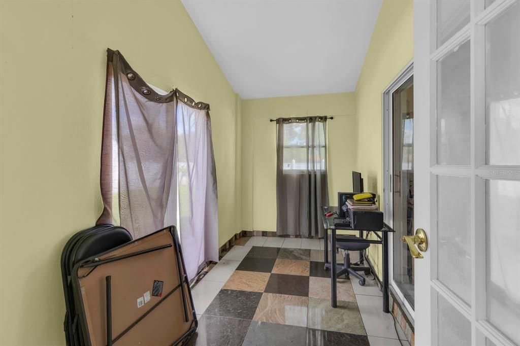 En Venta: $399,900 (3 camas, 2 baños, 1642 Pies cuadrados)
