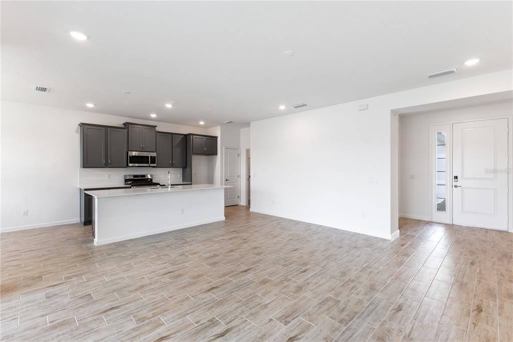 For Sale: $424,360 (3 beds, 2 baths, 1525 Square Feet)