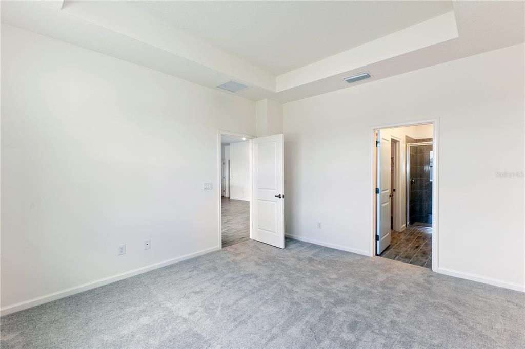 For Sale: $424,360 (3 beds, 2 baths, 1525 Square Feet)