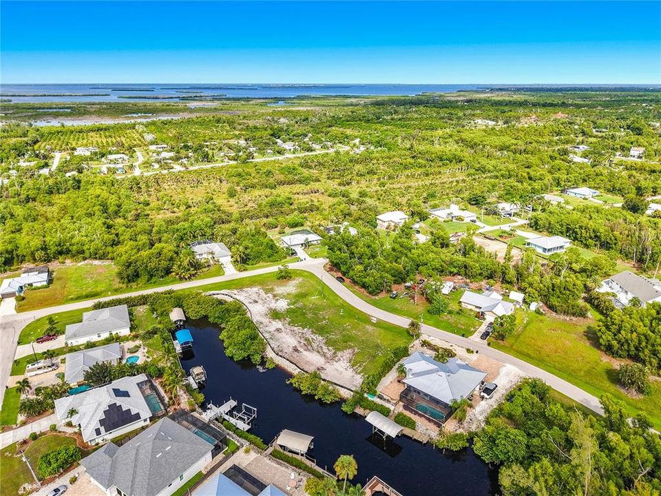 На продажу: $190,000 (0.29 acres)