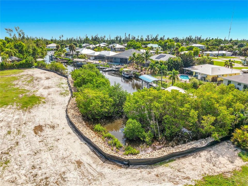 На продажу: $190,000 (0.29 acres)