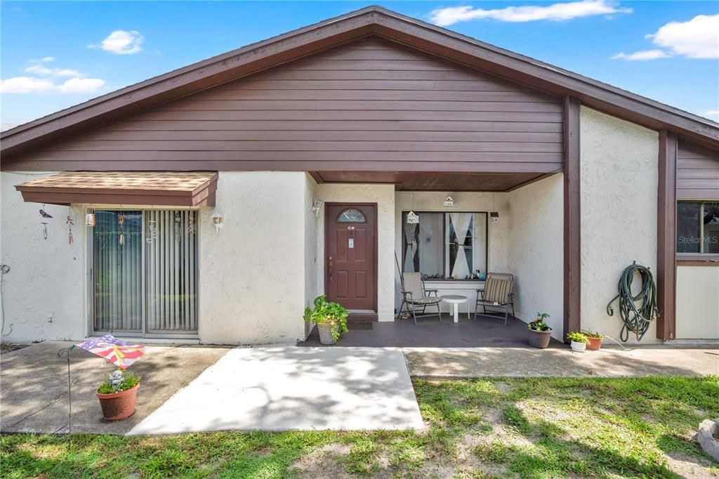 For Sale: $340,000 (3 beds, 2 baths, 1511 Square Feet)