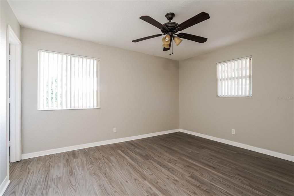 For Rent: $1,535 (4 beds, 2 baths, 1441 Square Feet)