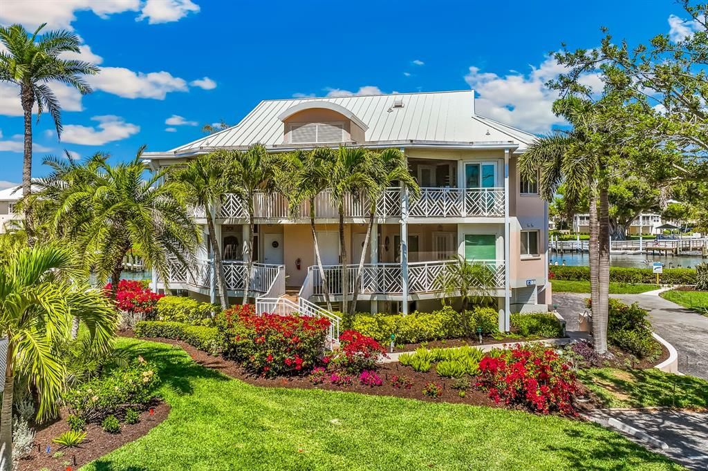 En Venta: $1,297,000 (3 camas, 3 baños, 2060 Pies cuadrados)